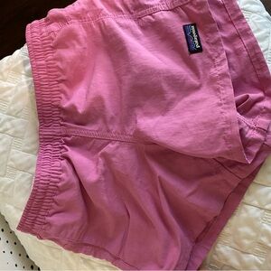 Patagonia girls  Barely Baggies Size L